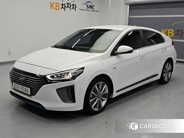 Hyundai Ionic Hybrid 2018 Белый из Кореи