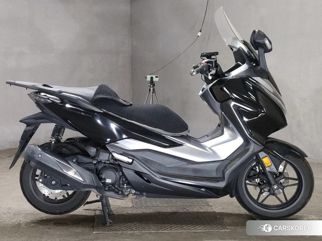 Проданный Honda FORZA 2018 из Японии, фото 2