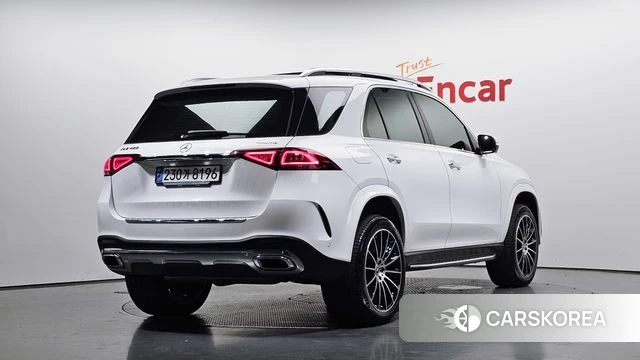 Mercedes-Benz GLE-Class W167 2023 Белый из Кореи