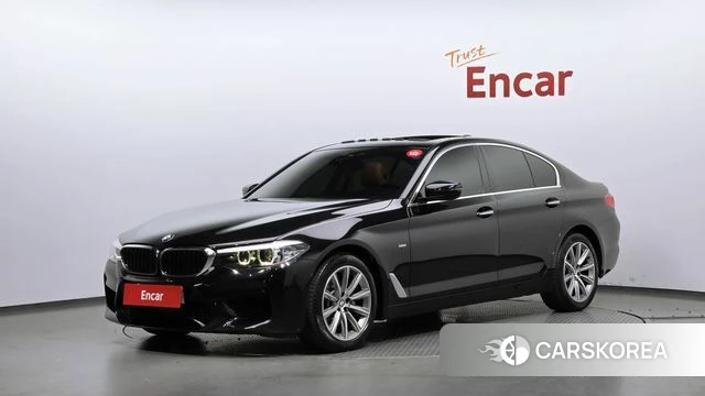 BMW 5 Series (G30) 2018 Черный из Кореи