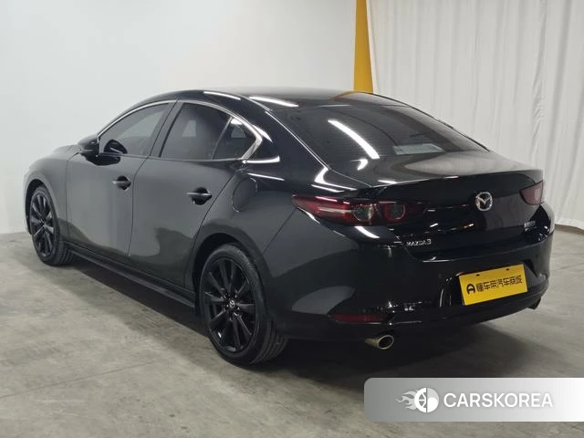 Mazda 3 Angkesaila 2023 Черный из Китая