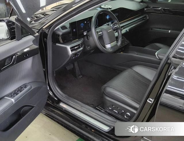 Hyundai Grandeur (GN7) 2023 Черный из Кореи