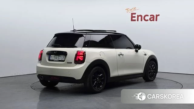 Mini Cooper 2021 Жемчужный цвет из Кореи