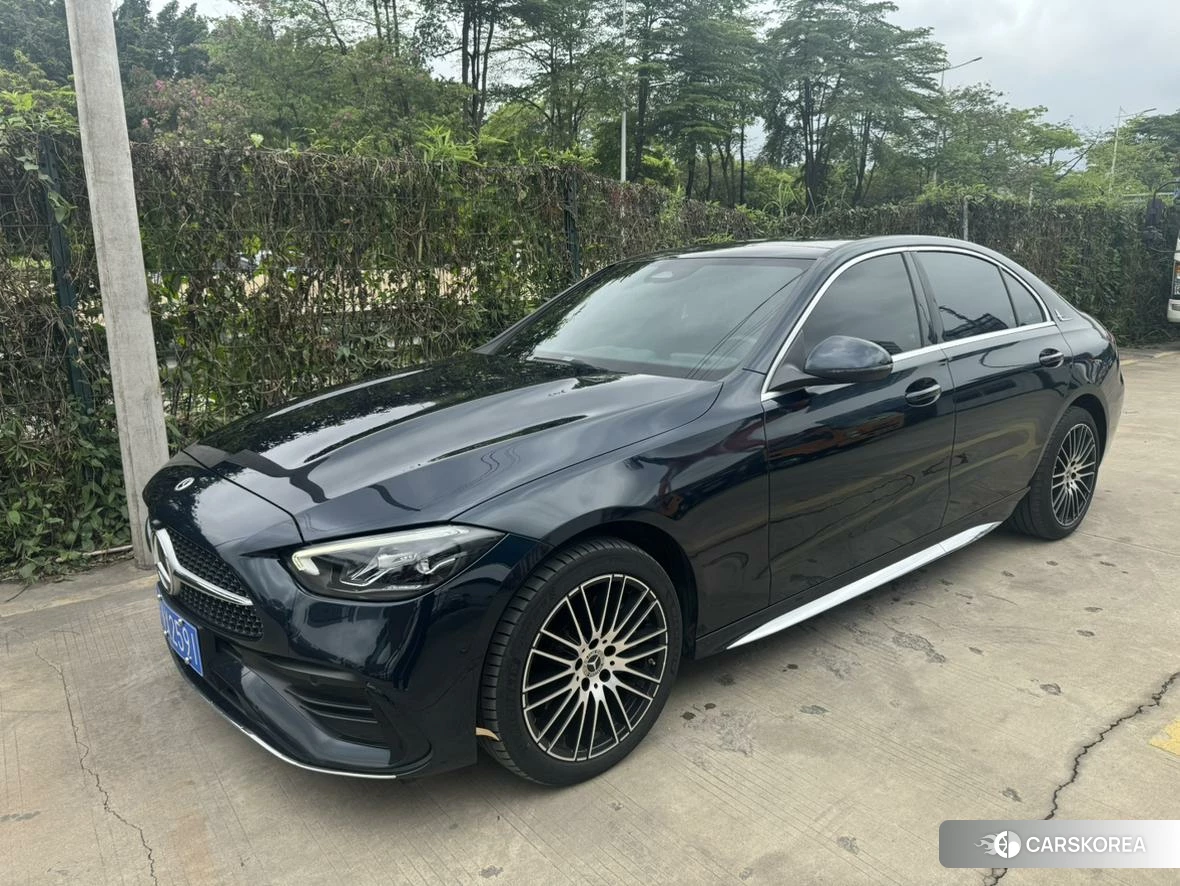 Mercedes-Benz Class C 2022 Зеленый из Китая
