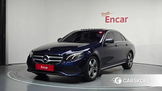 Mercedes-Benz E-Class W213 2018 Синий из Кореи