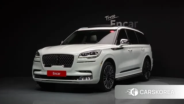 Lincoln Aviator 2nd generation 2021 Белый из Кореи