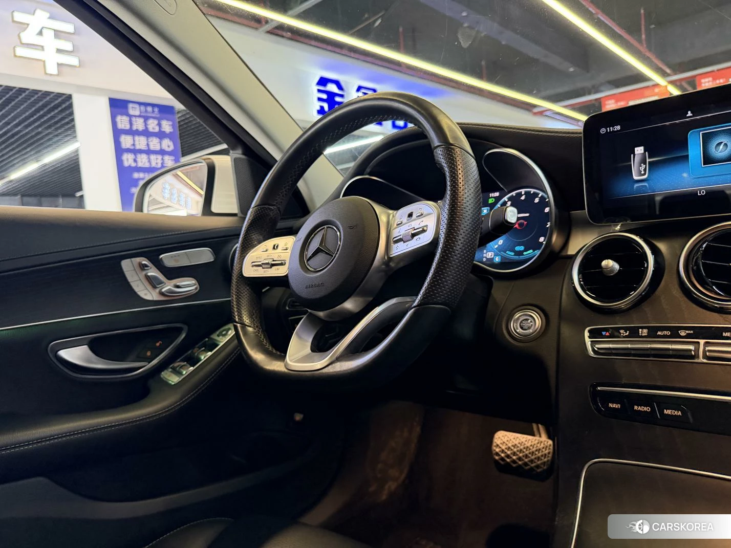 Mercedes-Benz Class C 2020 Белый из Китая