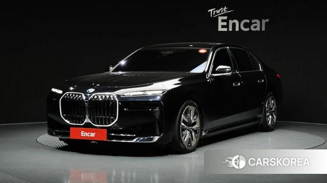 BMW i7 (G70) 2023 Черный из Кореи