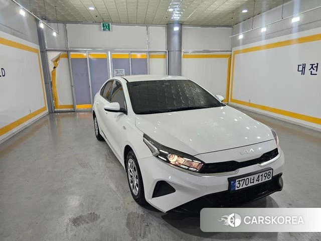 Kia The New K3 2nd generation 2023 Белый из Кореи