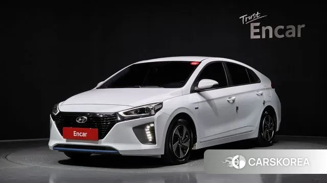 Hyundai Ionic Hybrid 2018 Белый из Кореи