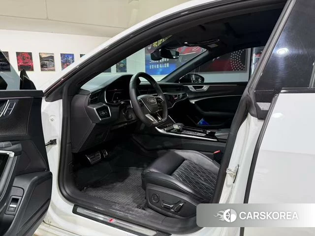 Audi A7 2023 Белый из Китая