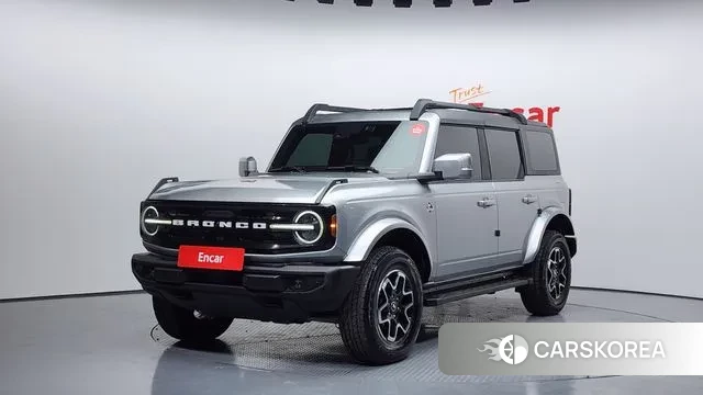 Ford Bronco 6th Generation 2022 Серебряный из Кореи