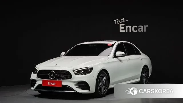 Mercedes-Benz E-Class W213 2023 Белый из Кореи