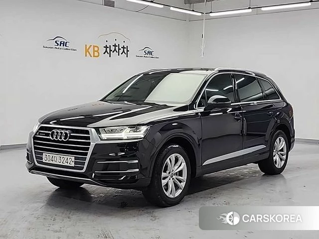 Audi Q7 (4M) 2019 Черный из Кореи