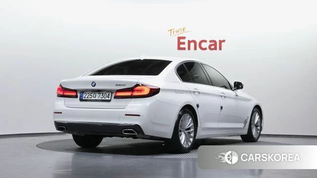 BMW 5 Series (G30) 2021 Белый из Кореи
