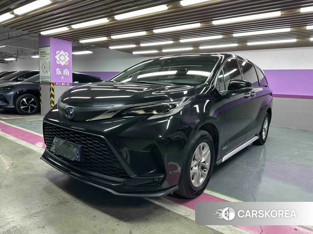 Toyota Grevia 2023 Черный из Китая