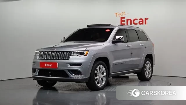 Jeep Grand Cherokee 2020 Серебряный из Кореи