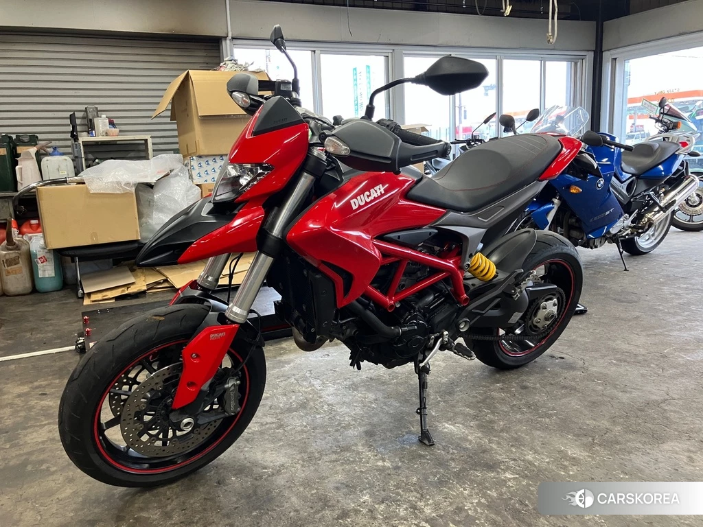 Проданный Ducati HYPERMOTARD 2013 из Японии