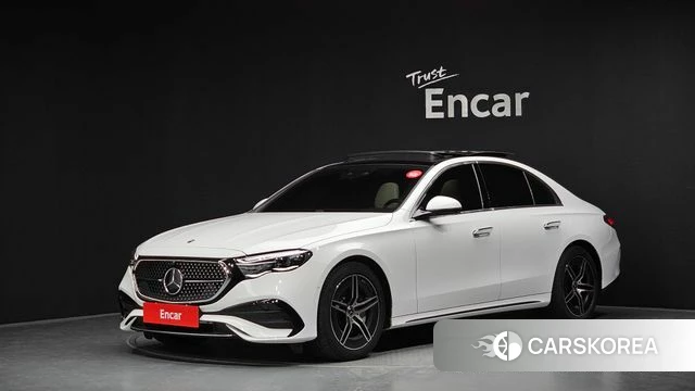 Mercedes-Benz E-Class W214 2026 Белый из Кореи
