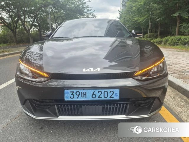 Kia EV6 2022 Серый из Кореи
