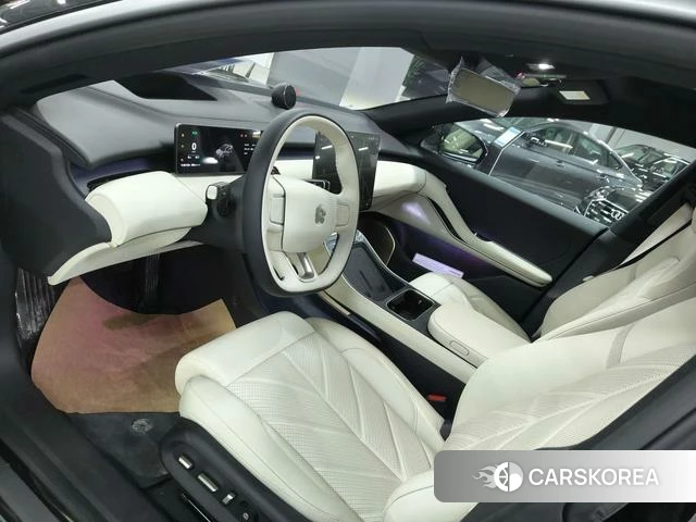 Weilai ET5 2026 Черный из Китая