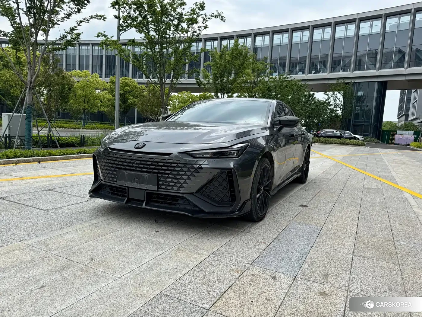 Chang'an UNI-V 2024 Silver/gray из Китая