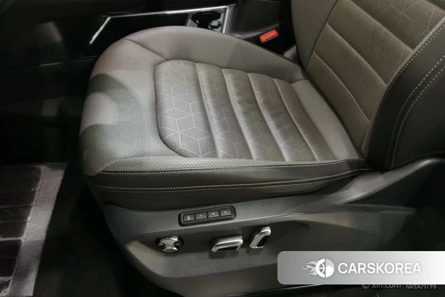 Volkswagen Lanjing 2022 Белый из Китая