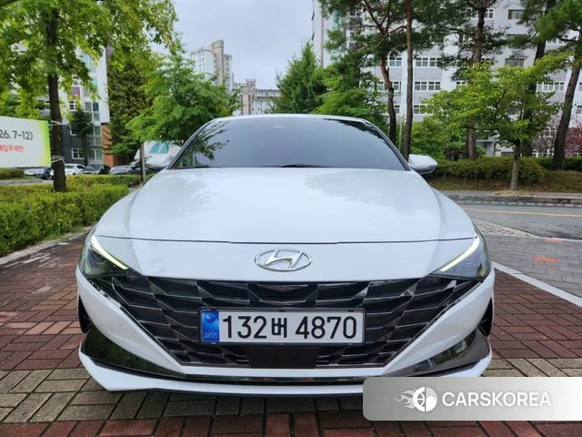 Hyundai Avante (CN7) 2022 Белый из Кореи