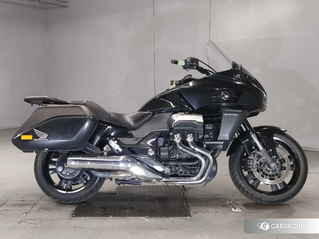 Проданный Honda CTX1300 2014 из Японии, фото 2