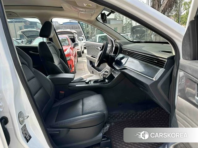 Sinotruk VGV VGV U70 2019 Белый из Китая