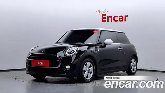 Mini Cooper 2018 Черный из Кореи