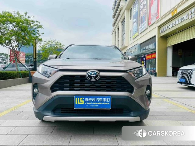 Toyota RAV4 Rongfang 2021 Шампань из Китая