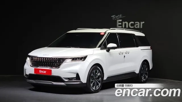 Kia Carnival 4th generation 2023 Белый из Кореи