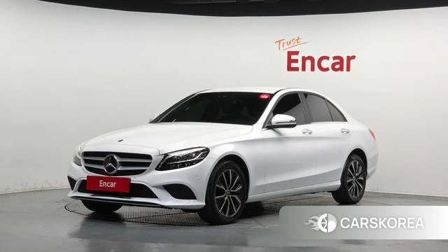 Mercedes-Benz C-Class W205 2020 Белый из Кореи