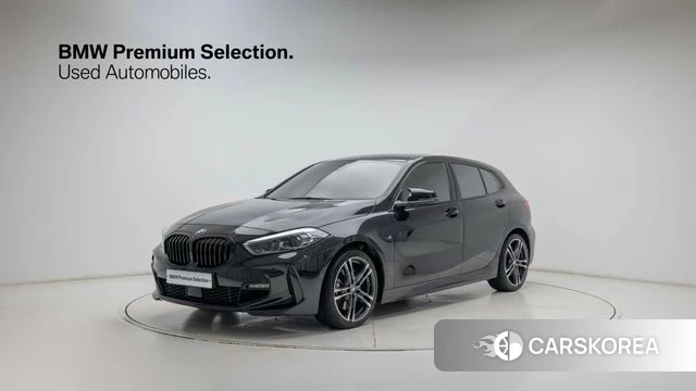 BMW 1 Series (F40) 2022 Черный из Кореи