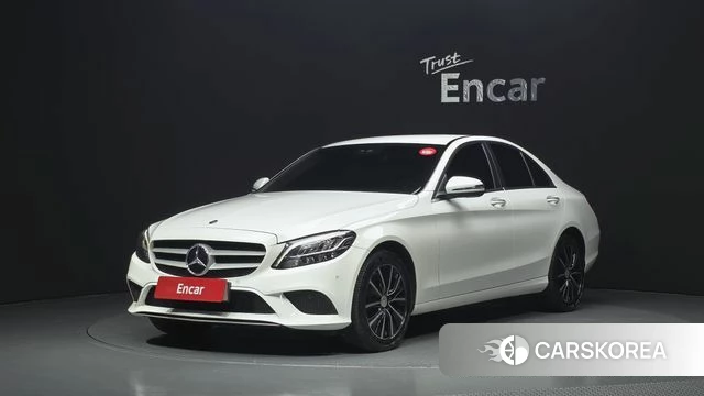Mercedes-Benz C-Class W205 2019 Белый из Кореи