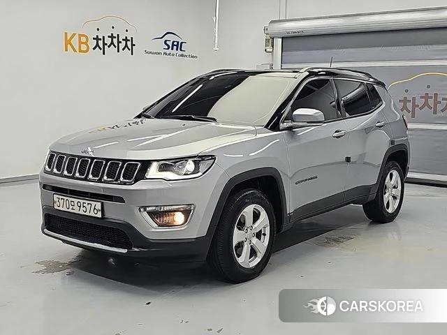 Jeep Compass 2nd Generation 2019 Серый из Кореи