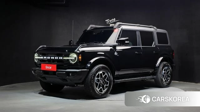 Ford Bronco 6th Generation 2023 Черный из Кореи