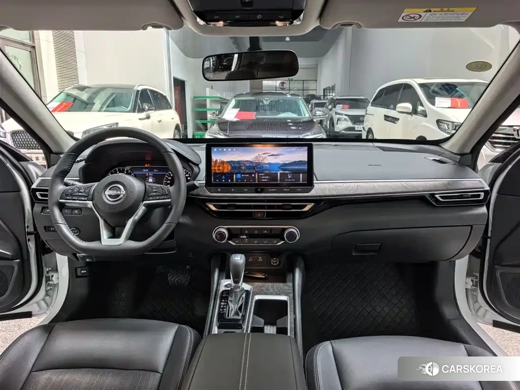 Nissan Altima 2025 Белый из Китая