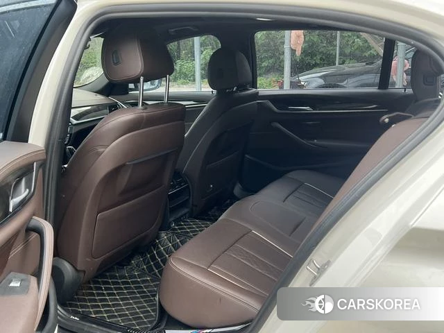 BMW 5 series 2021 Белый из Китая