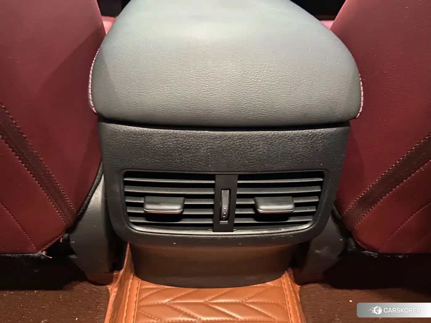Mazda 3 2023 Белый из Китая