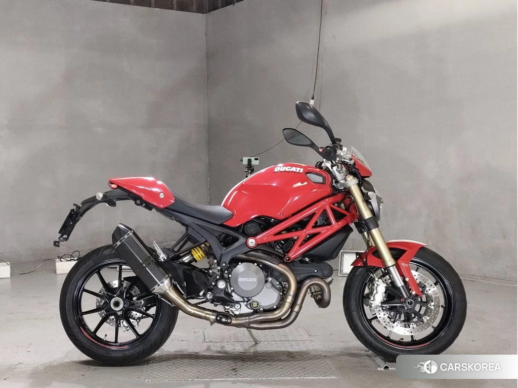Проданный Ducati MONSTER 1100 EVO 2013 из Японии, фото 2
