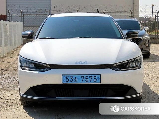 Kia EV6 2021 Белый из Кореи