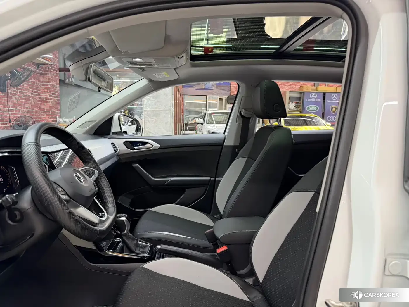 Volkswagen Tacqua 2021 Белый из Китая