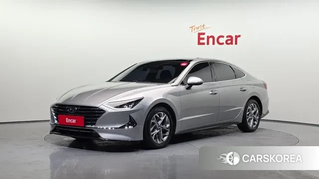 Hyundai Sonata (DN8) 2019 Серебристо-серый из Кореи