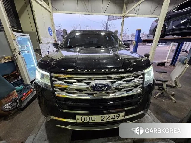 Ford Explorer 2018 Черный из Кореи