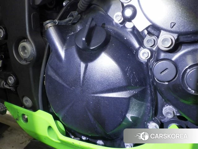 Engine photo