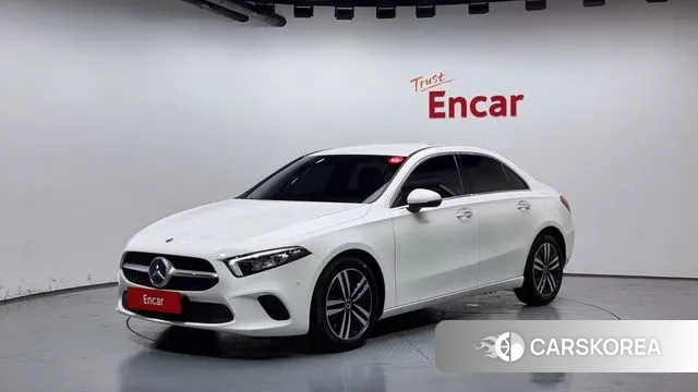 Mercedes-Benz A-Class W177 2021 Белый из Кореи