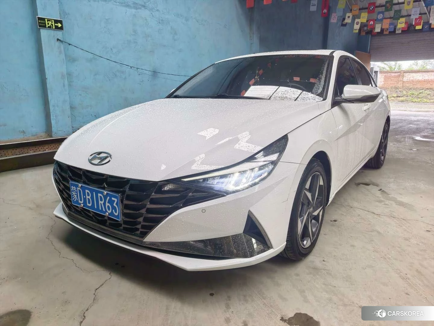 Hyundai Elantra 2022 Белый из Китая