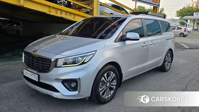 Kia The New Carnival 2018 Серебряный из Кореи